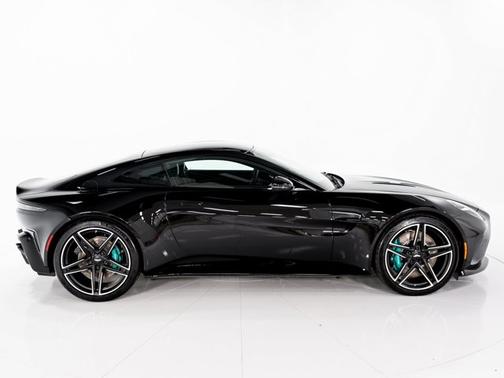 2026 Aston Martin Vantage 