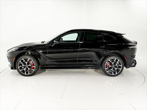 2023 Aston Martin DBX 707