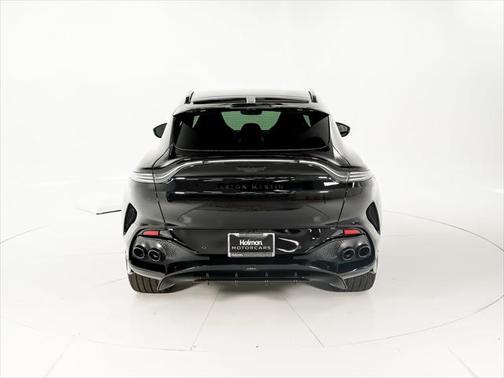 2023 Aston Martin DBX 707