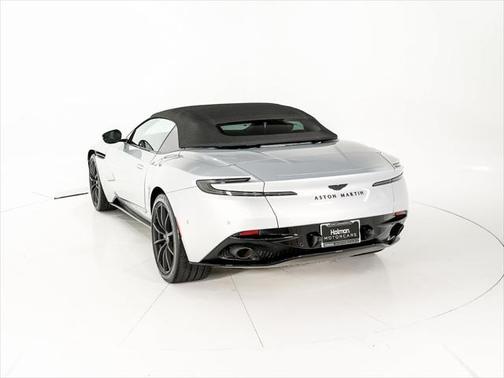 2022 Aston Martin DB11 Volante