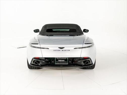 2022 Aston Martin DB11 Volante