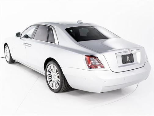 2022 Rolls-Royce Ghost