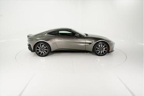 2020 Aston Martin Vantage