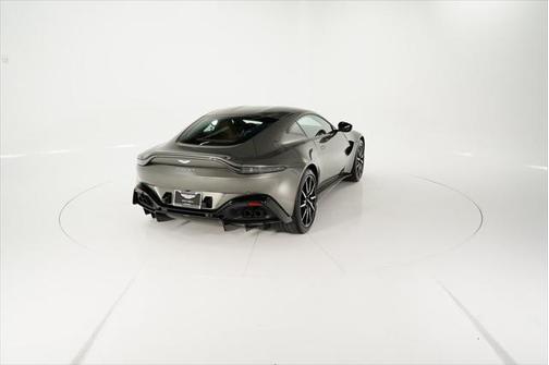 2020 Aston Martin Vantage
