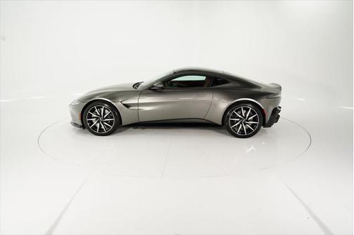 2020 Aston Martin Vantage