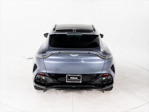 2025 Aston Martin DBX 707