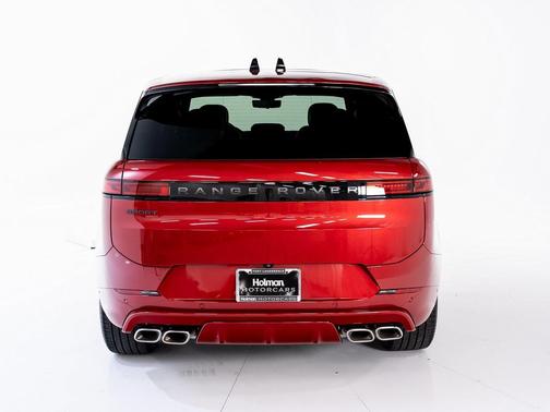 2025 Land Rover Range Rover Sport SE