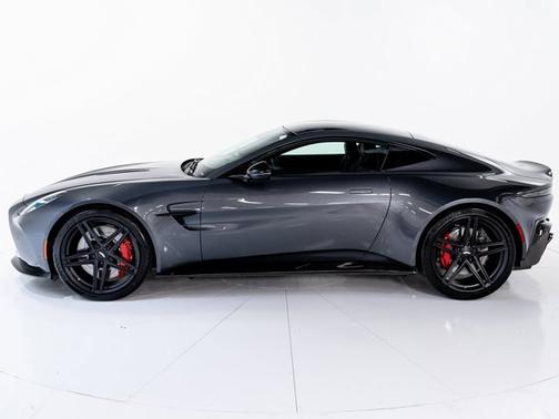 2026 Aston Martin Vantage 