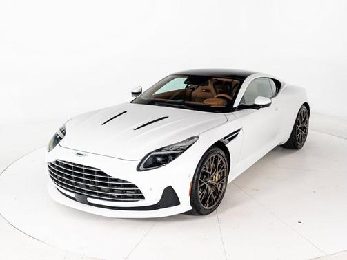 2025 Aston Martin DB12 