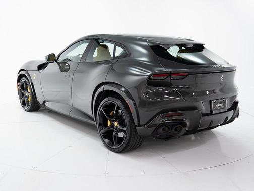 2024 Ferrari Purosangue 