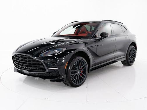 2026 Aston Martin DBX 707