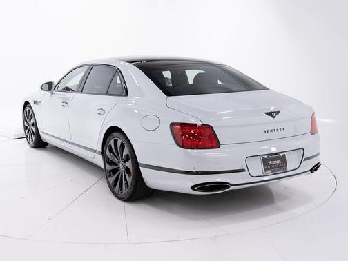 Ice 2026 Bentley Flying Spur