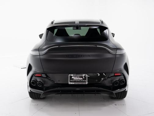 2026 Aston Martin DBX 707
