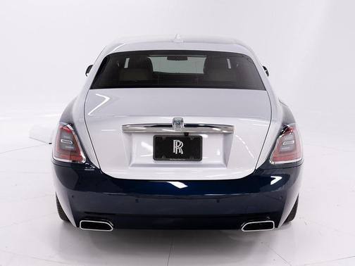 2023 Rolls-Royce Ghost 