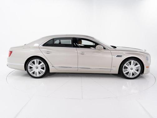 2026 Bentley Flying Spur V8