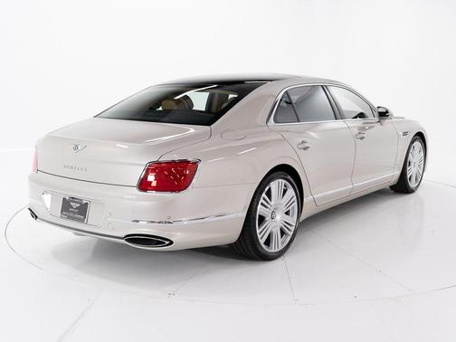 2026 Bentley Flying Spur V8