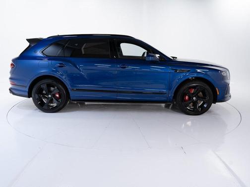 2025 Bentley Bentayga Azure