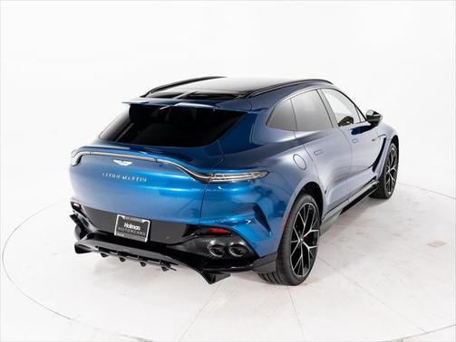 2025 Aston Martin DBX 707