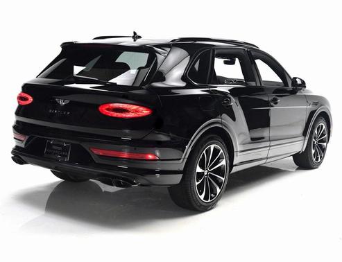 2025 Bentley Bentayga V8