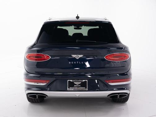 Dark Sapphire 2023 Bentley Bentayga EWB V8