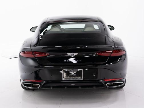 Beluga 2026 Bentley Continental GT Base