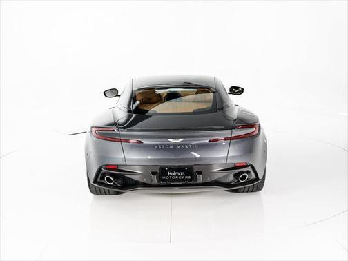 2023 Aston Martin DB11