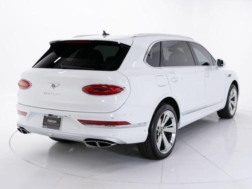 Snow Quartz Pearlescent - by Mulliner 2023 Bentley Bentayga Azure