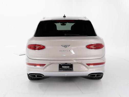 2025 Bentley Bentayga Mulliner