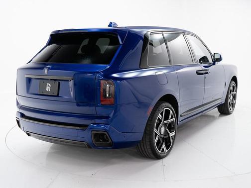 2026 Rolls-Royce Cullinan Black Badge