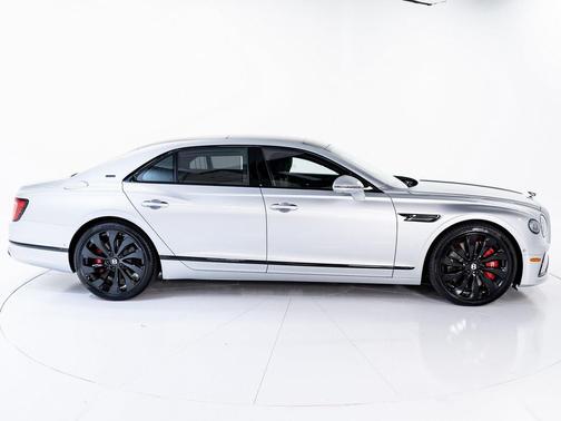 2025 Bentley Flying Spur Black Edition