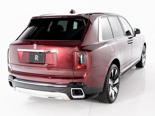 2025 Rolls-Royce Cullinan 