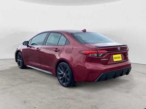 Pearl 2023 Toyota Corolla XSE