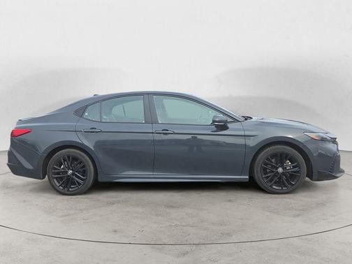 Underground 2025 Toyota Camry SE