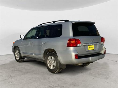 2015 Toyota Land Cruiser Base