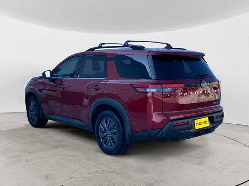 2024 Nissan Pathfinder SV 4WD