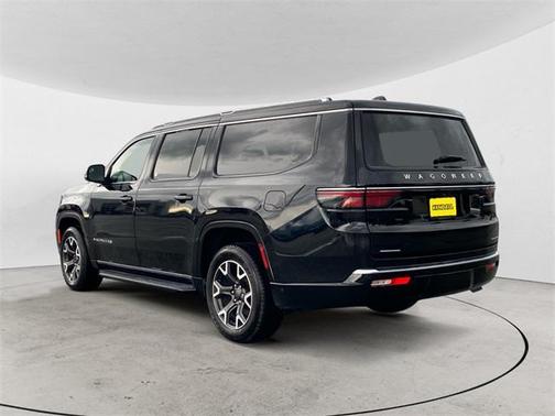 2023 Jeep Wagoneer L Series III 4x4