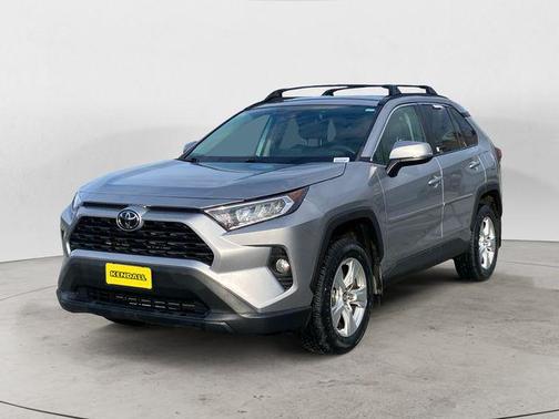 Silver Sky Metallic 2020 Toyota RAV4 XLE