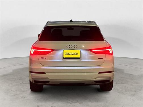 2021 Audi Q3 40 Premium