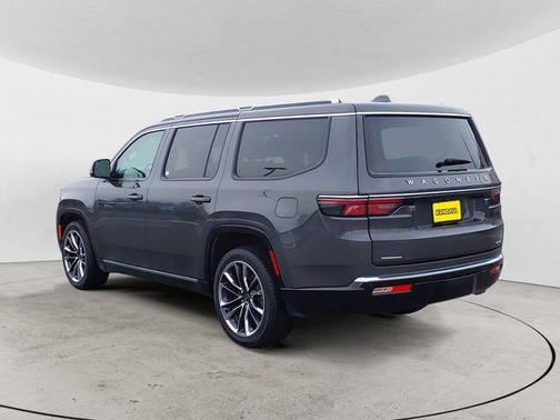 Baltic Gray Metallic Clearcoat 2022 Jeep Wagoneer Series III