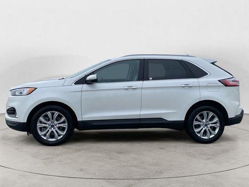 Star White Metallic Tri-Coat 2021 Ford Edge Titanium