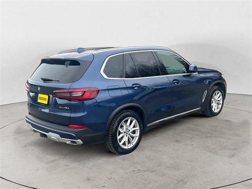 2023 BMW X5 PHEV xDrive45e