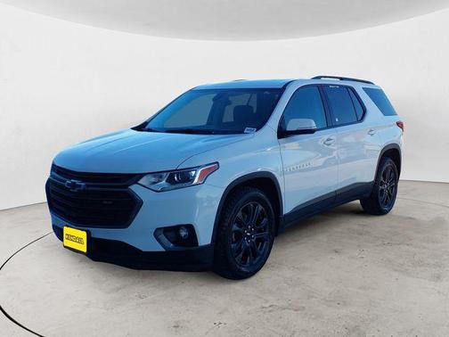 Summit White 2019 Chevrolet Traverse RS