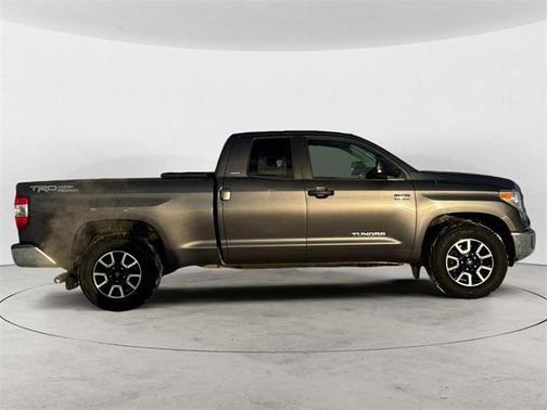 2014 Toyota Tundra SR5