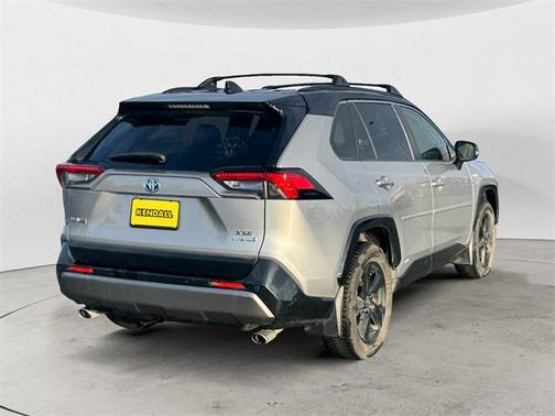 2020 Toyota RAV4 Hybrid SE