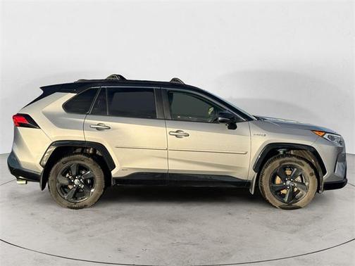 2020 Toyota RAV4 Hybrid SE