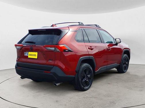 Pearl 2025 Toyota RAV4 Hybrid XLE