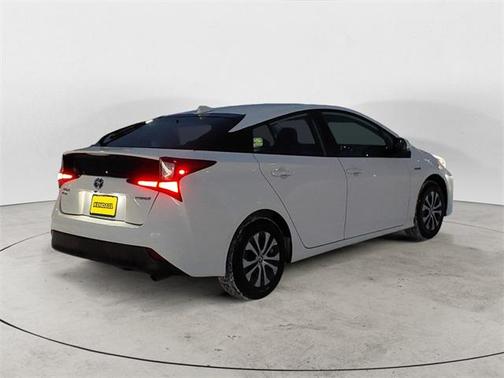 2020 Toyota Prius LE