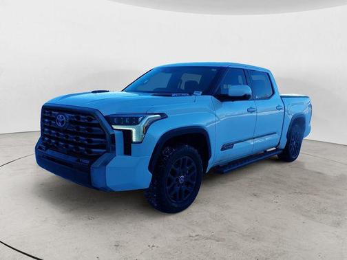 2024 Toyota Tundra Hybrid Platinum