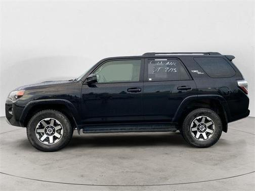 2024 Toyota 4Runner TRD Off Road