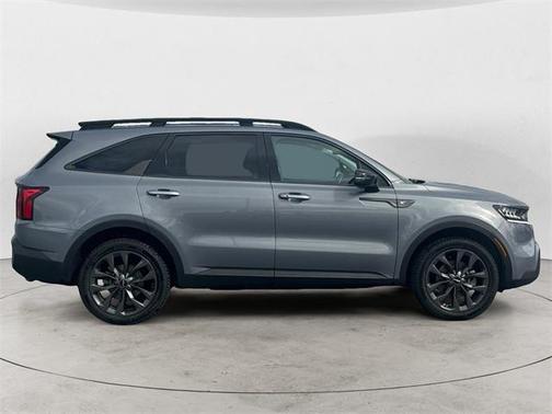 2023 Kia Sorento EX